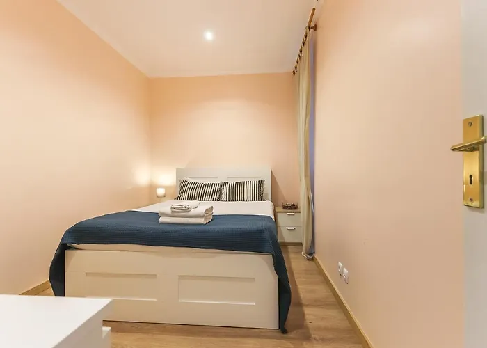 Grand Almirante By Homing Apartment