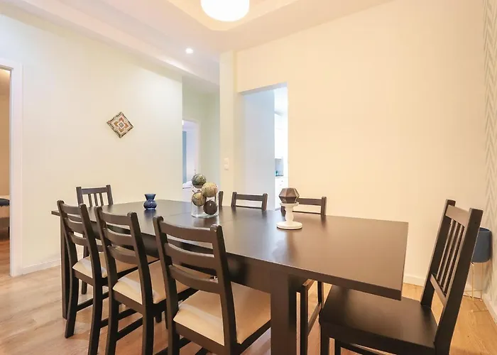 Grand Almirante By Homing * ליסבון